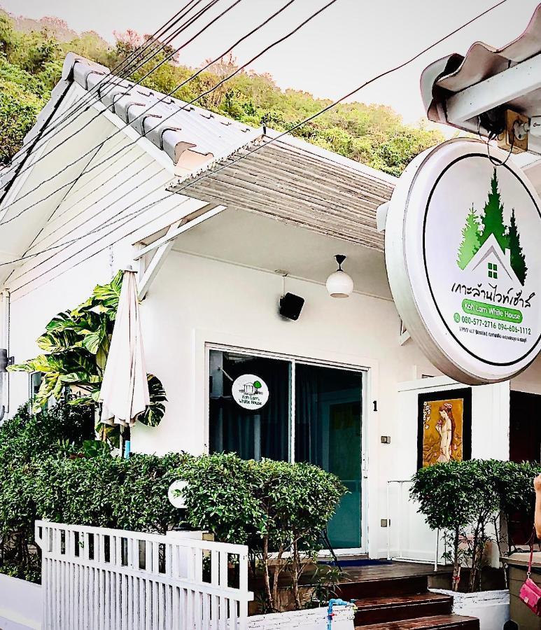 Koh Larn White House Hotel Exterior photo